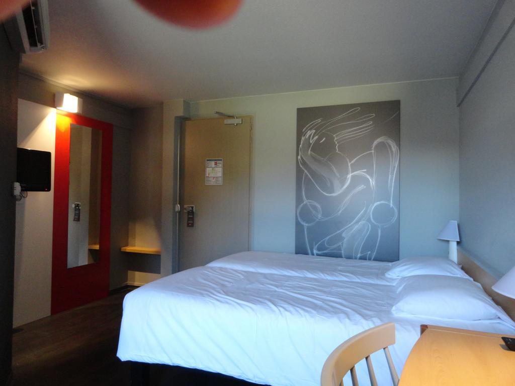 Ibis Carcassonne Centre - La Cite Otel Dış mekan fotoğraf