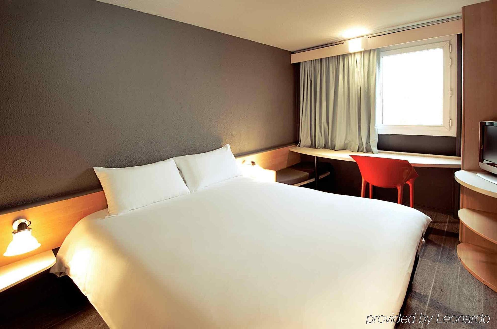 Ibis Carcassonne Centre - La Cite Otel Dış mekan fotoğraf